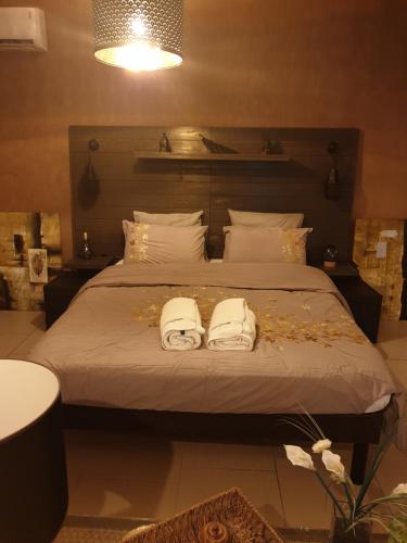 Paradis Oriental - carbon neutral hotel in Chaulgnes