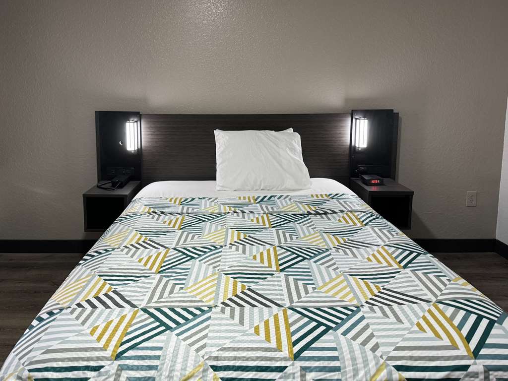 Studio 6 Extended Stay West Palm Beach FL - photo 6