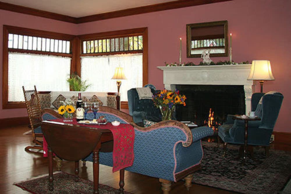 Napa Inn - photo 64