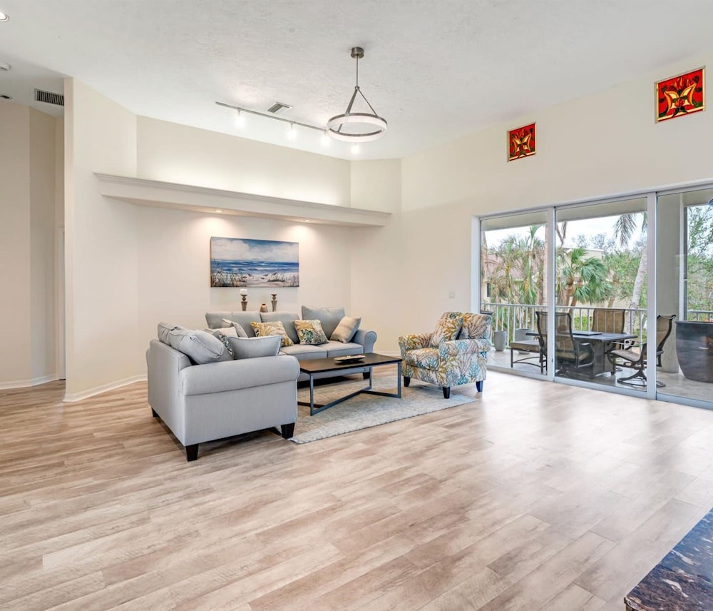 Siesta Key Marvel Pool SPA Deeded Beach Access - photo 75