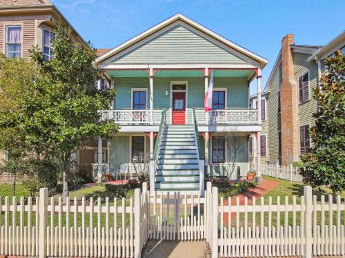Quilted Cottage — 4-Star Luxury Hotel in Galveston, United States