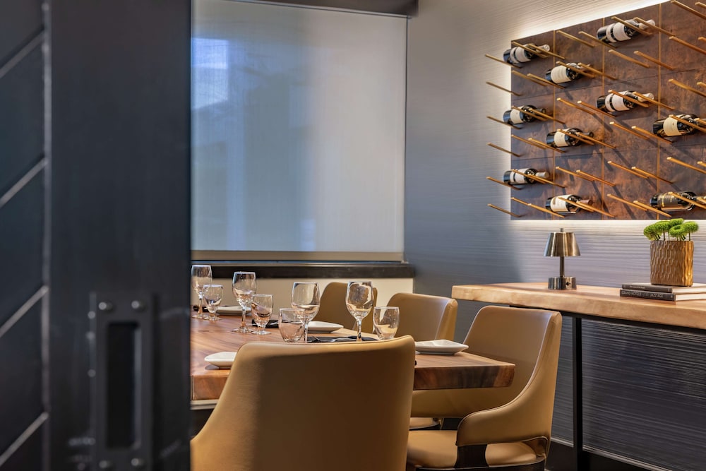 DoubleTree by Hilton San Francisco South Airport Blvd - photo 53