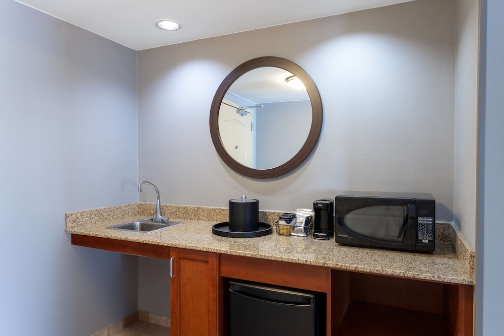Hampton Inn Suites Minneapolis St Paul Arpt Mall of America - photo 15