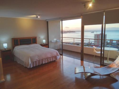 Alluring View at Valparaiso departamento — 4-Star Luxury Hotel in Valparaiso, Chile