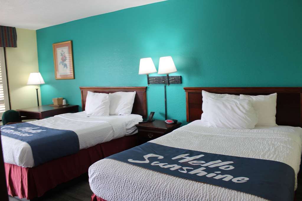 Days Inn by Wyndham Marianna - photo 22