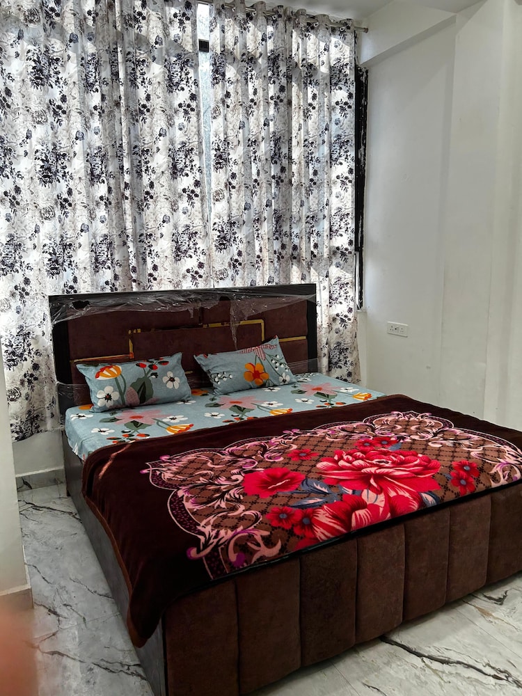 Hotel Shri Prabhu Dham Vrindavan in Vrindavan, India