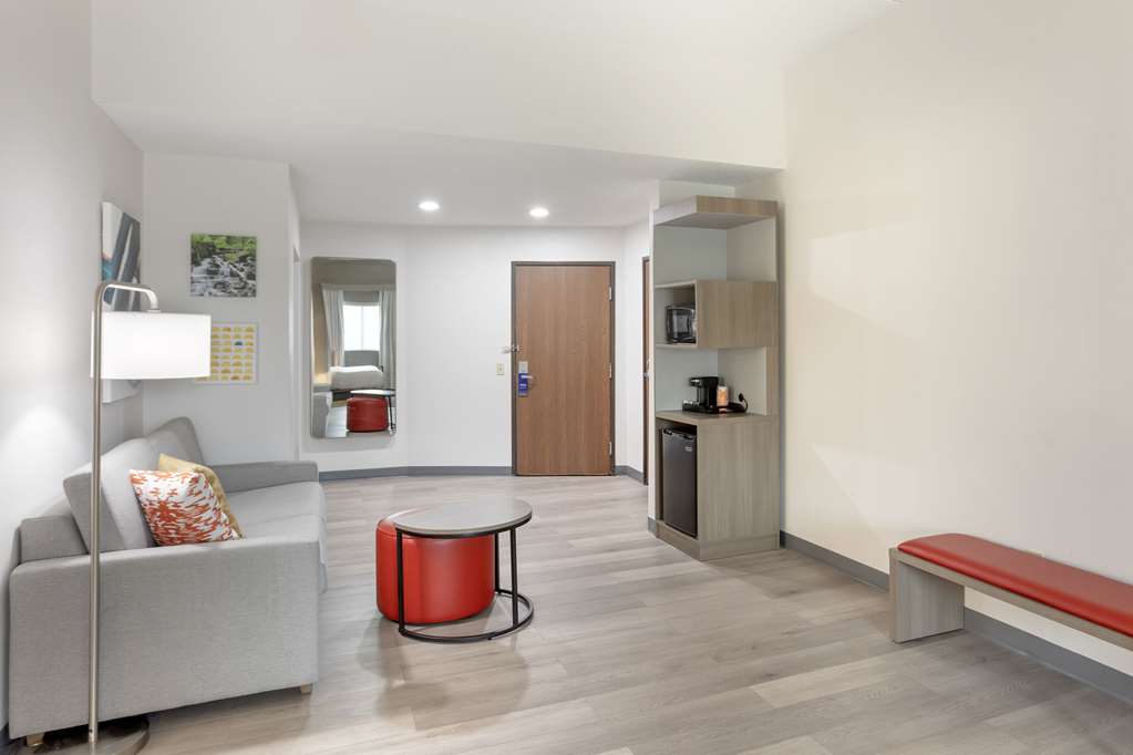 Comfort Suites Bloomsburg - photo 17