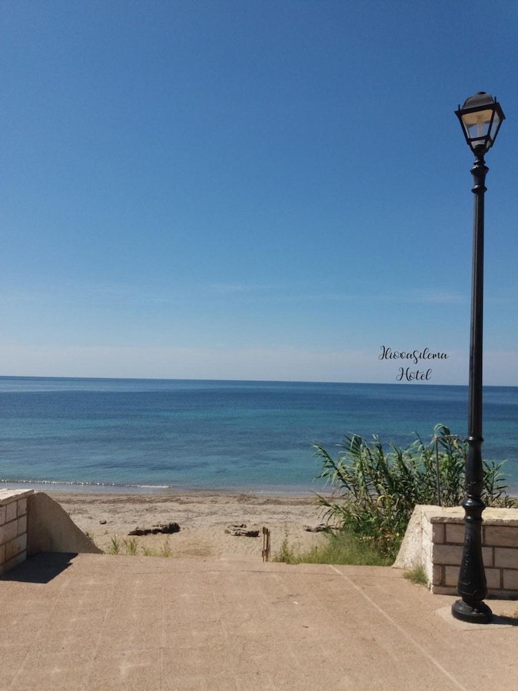 Iliovasilema Hotel — hotel in Mytikas