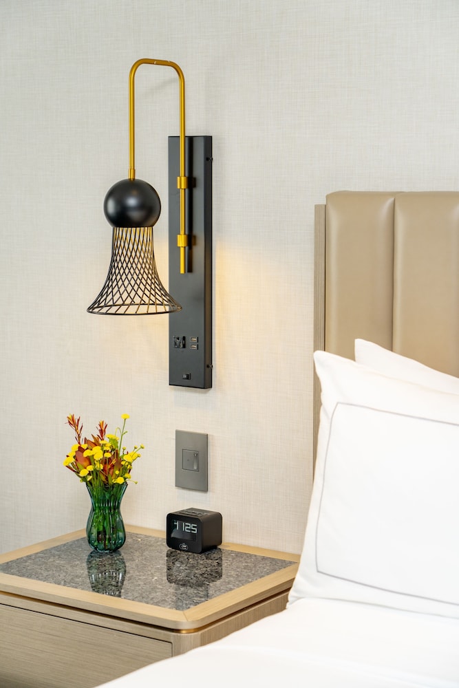 DoubleTree by Hilton San Francisco South Airport Blvd - photo 20