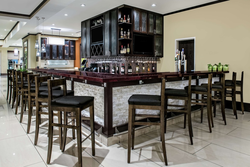 Hilton Garden Inn Victoria - photo 39