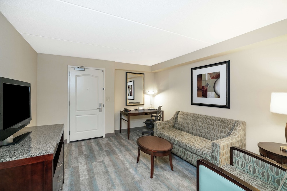 Hilton Garden Inn Richmond Airport - photo 9