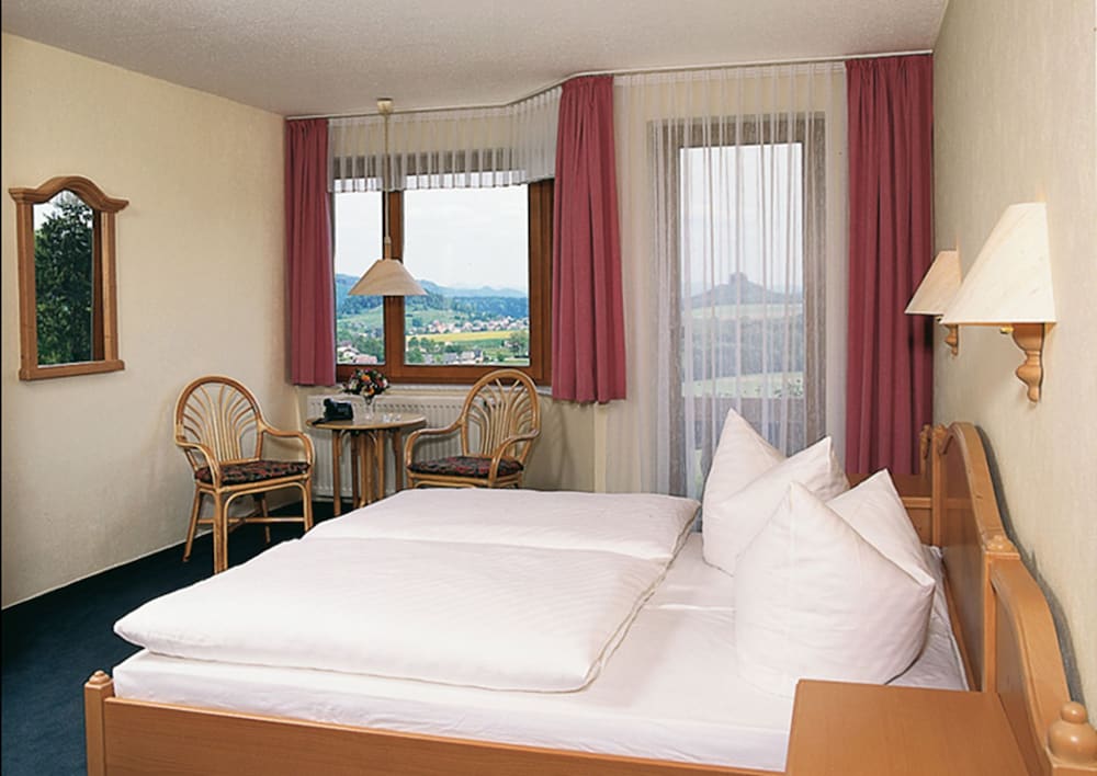 Panoramahotel Wolfsberg — Bad Schandau — photo 3