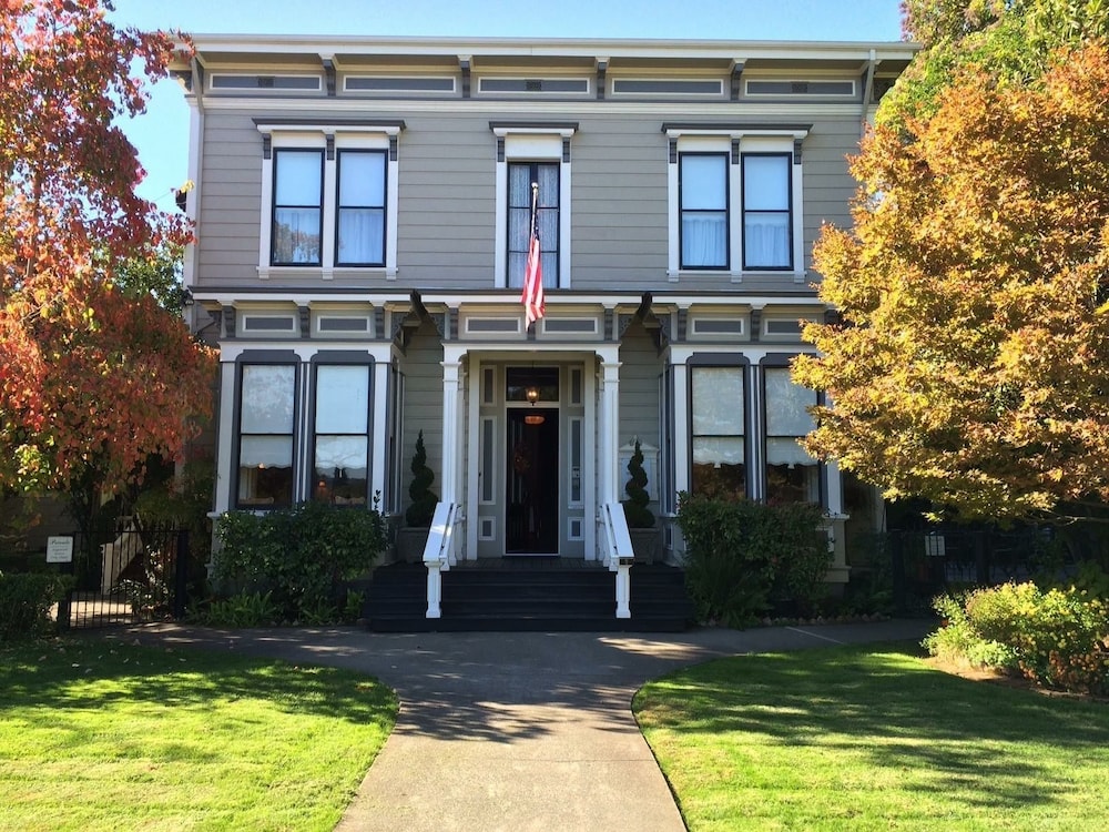 Honor Mansion - photo 35
