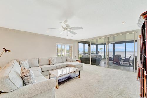 South Shore Sunset — 4-Star Luxury Hotel in Burnt Store Marina, United States
