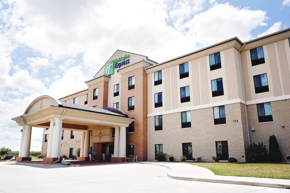 Holiday Inn Express and Suites Urbandale by IHG - photo 27