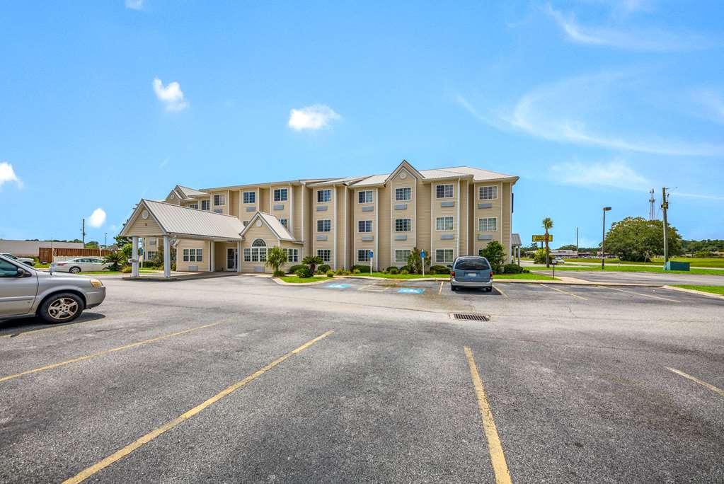 Americas Best Value Inn & Suites Brunswick - photo 23