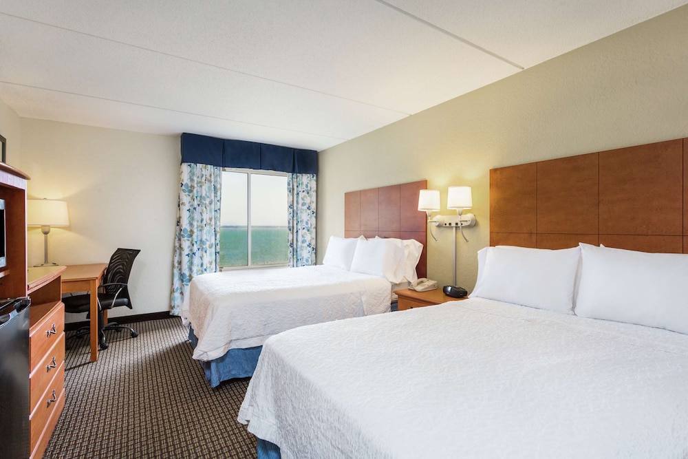 Hampton Inn Morehead City - photo 17