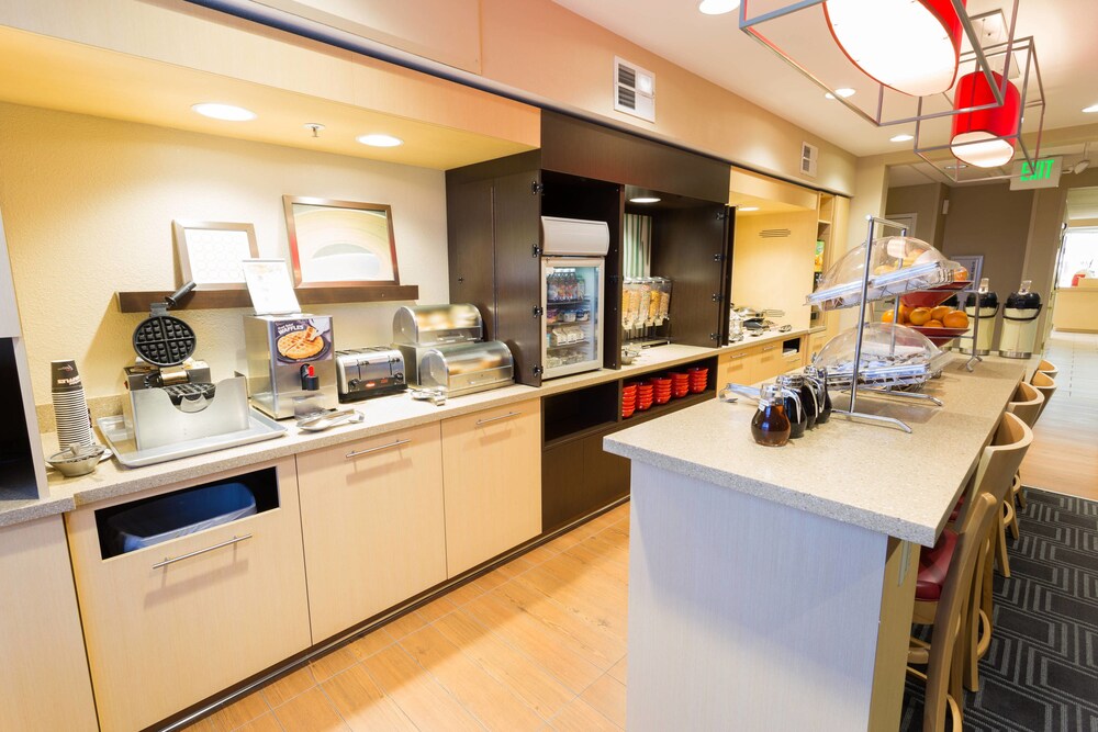 TownePlace Suites by Marriott Sunnyvale Silicon Valley - photo 30