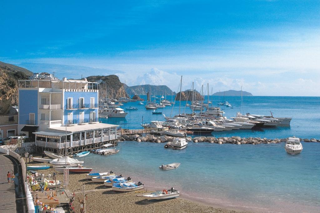 Hotel Gennarino a Mare in Ponza, Italy