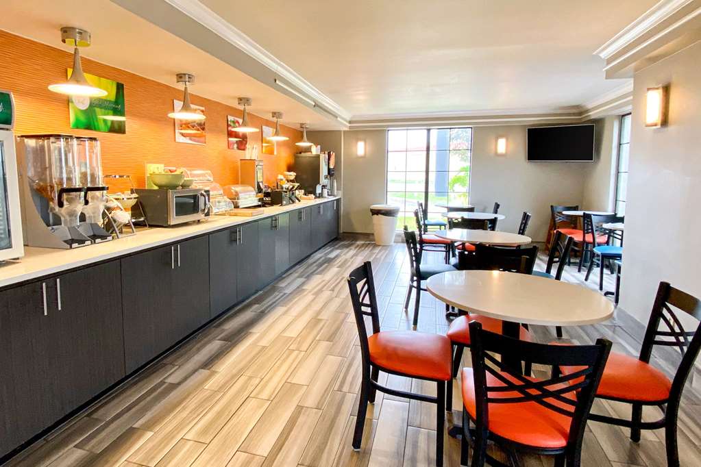 Quality Inn Harlingen - photo 15