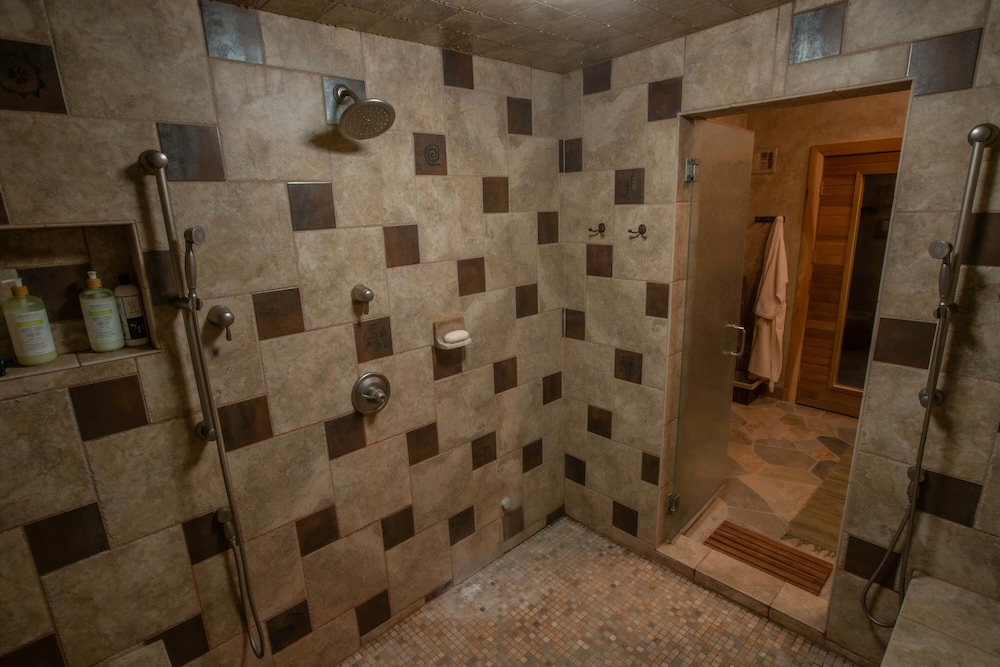 Cougar Ridge Resort LLC - photo 99