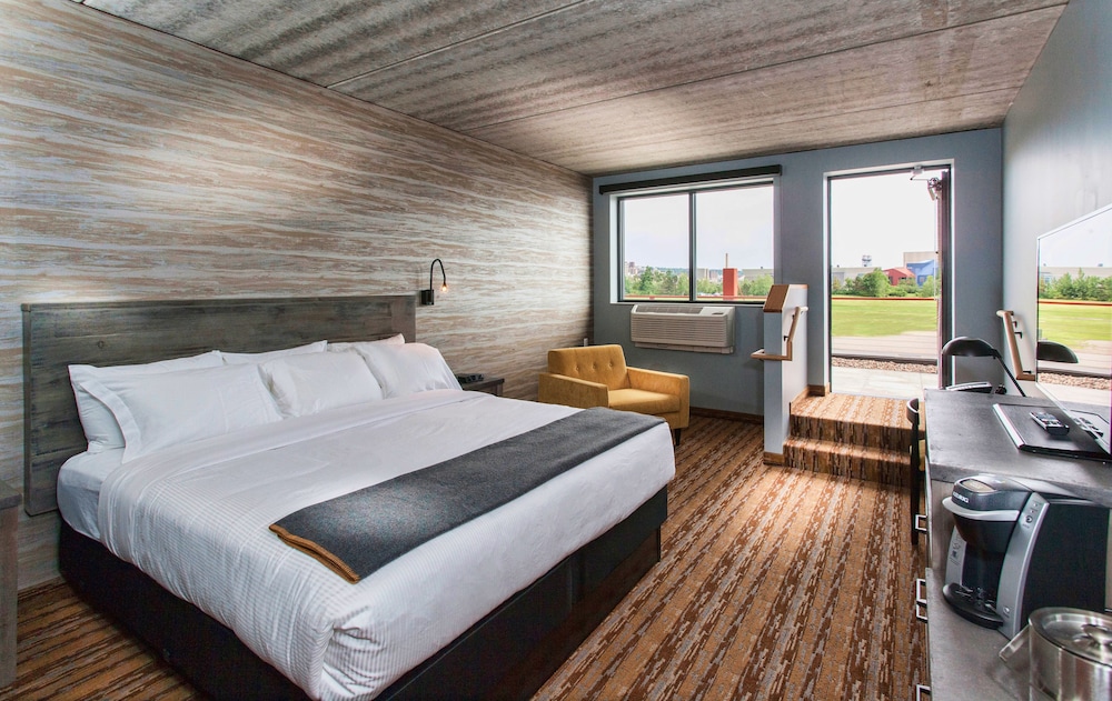 Pier B Resort - photo 5