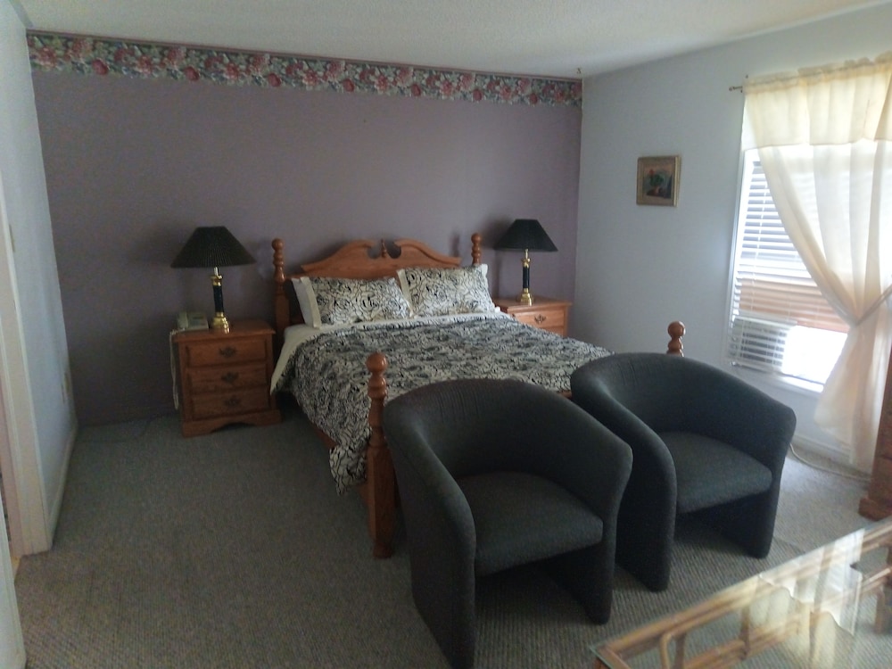 Princess Motel — Lindsay — photo 2