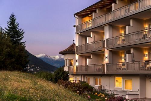 Hotel Sonnbichl in Tirolo, Italy