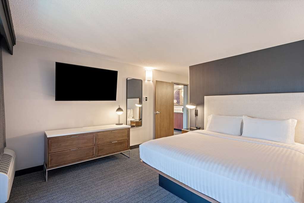 Sonesta Select Pleasant Hill - photo 9