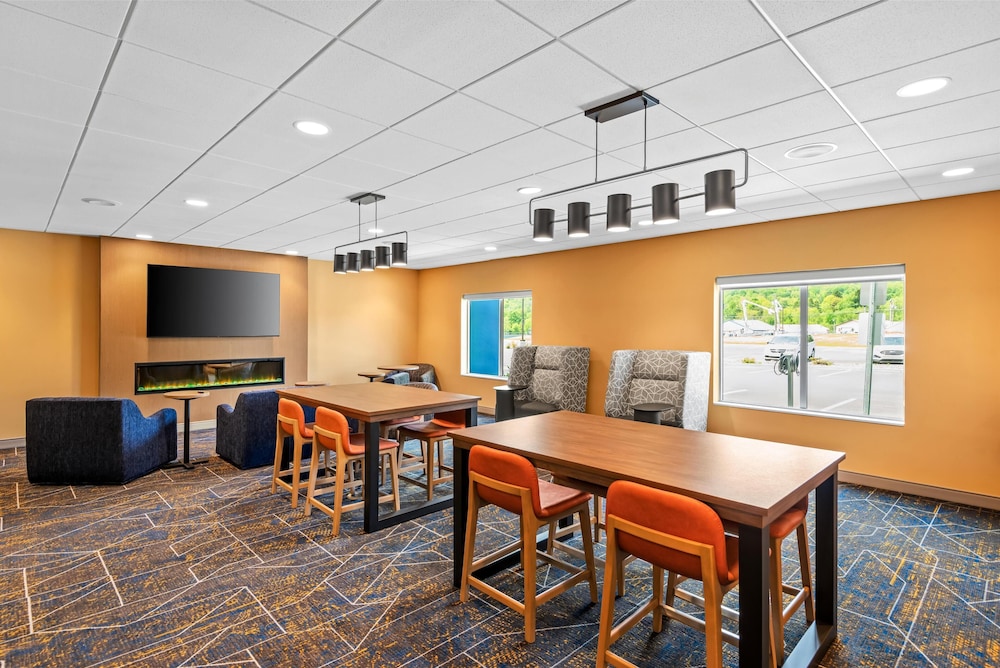 Hampton Inn by Hilton Cooperstown - photo 33