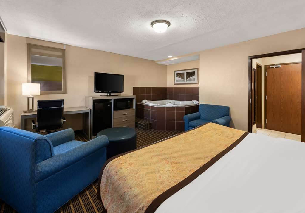 Best Western Adena Inn - photo 43