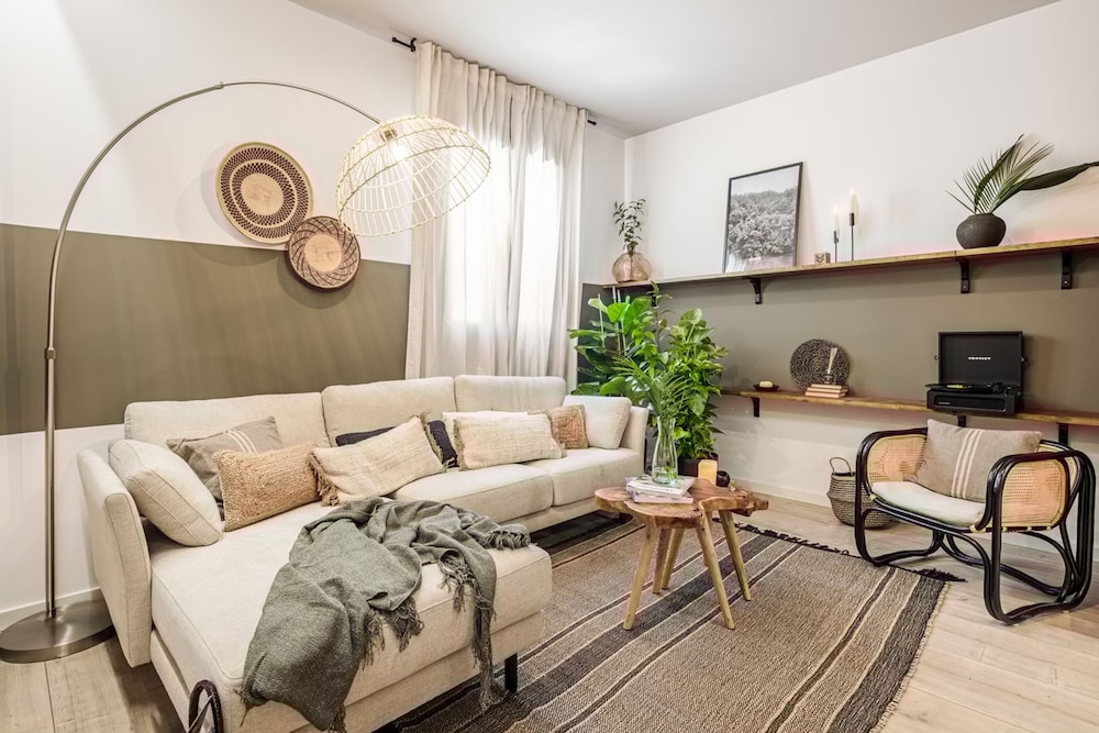 Hema 2 Bedrooms in Trafalgar hotel Arapiles Madrid