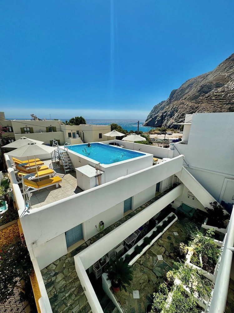 Zacharakis Studios in Agia Paraskevi, Greece