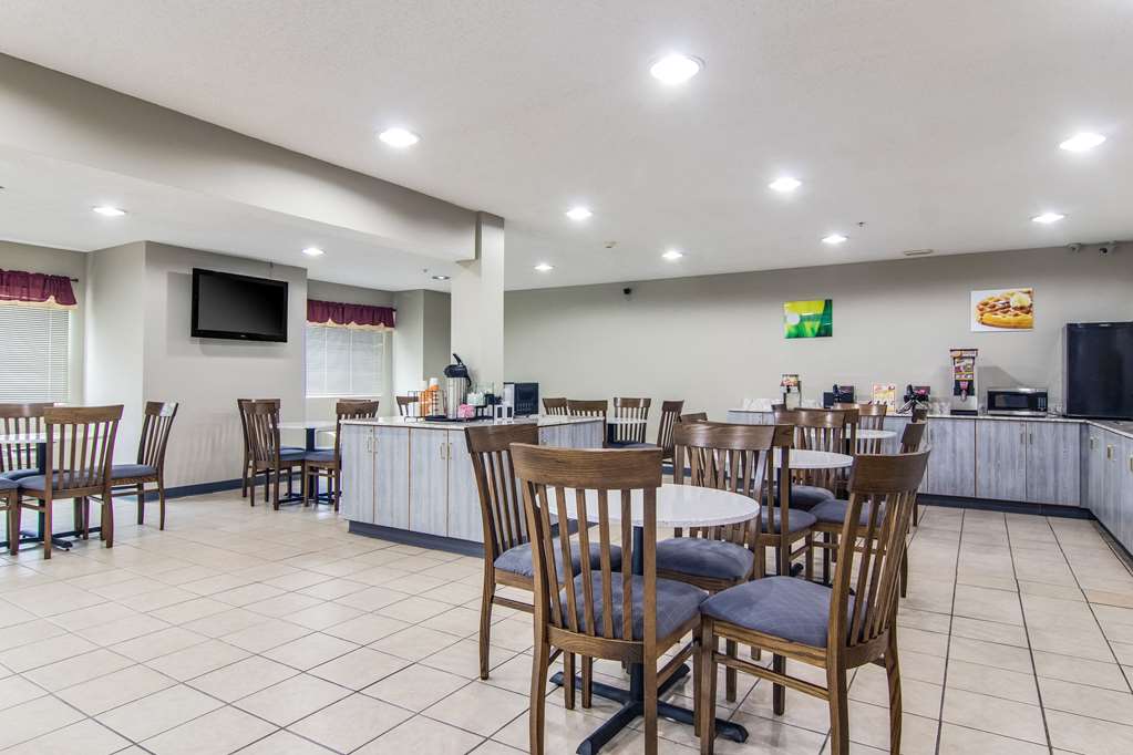 Quality Inn & Suites Grove City Outlet Mall - photo 26