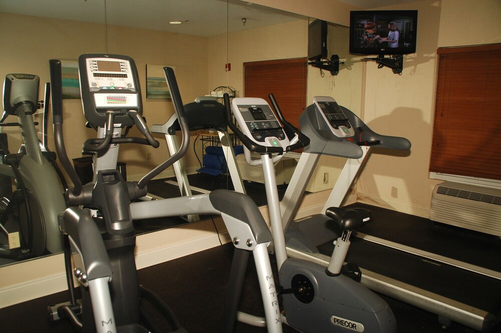 Holiday Inn Express Hotel & Suites Birmingham Irondale by IHG - photo 37