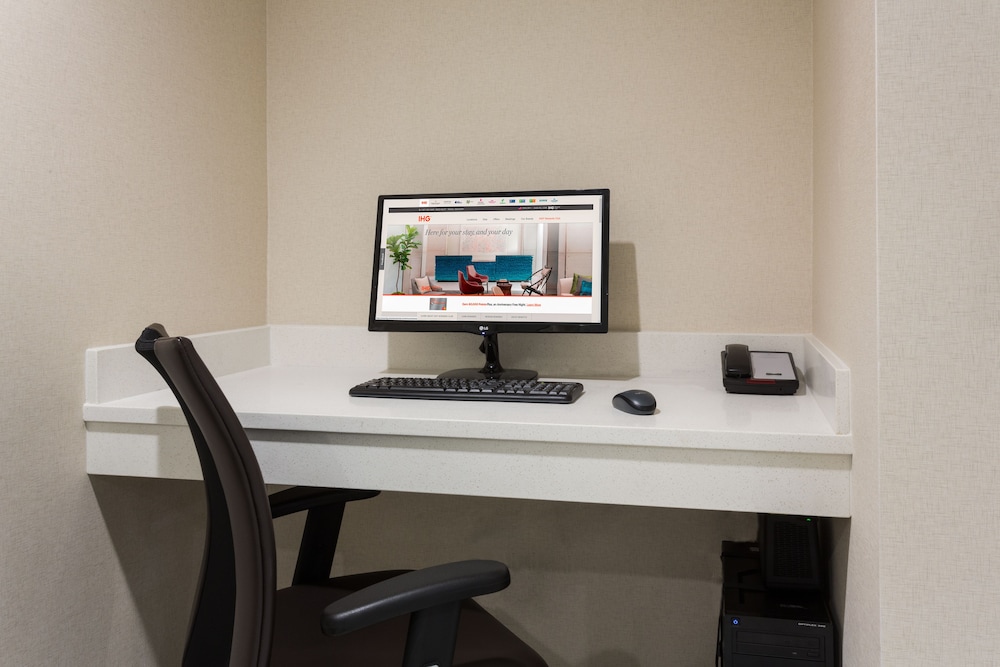 Candlewood Suites Miami Intl Airport 36th St by IHG - photo 40