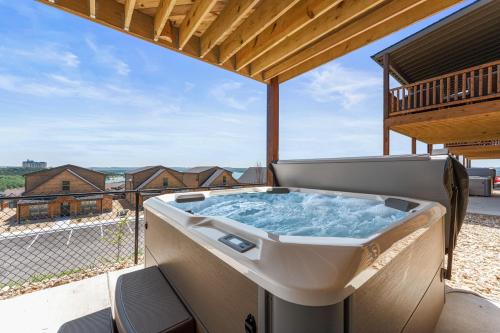 Summertime Shores 127 — Branson — photo 4