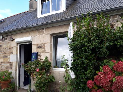 Sur Le Sentier Des Douaniers 3 — hotel in Ploubazlanec