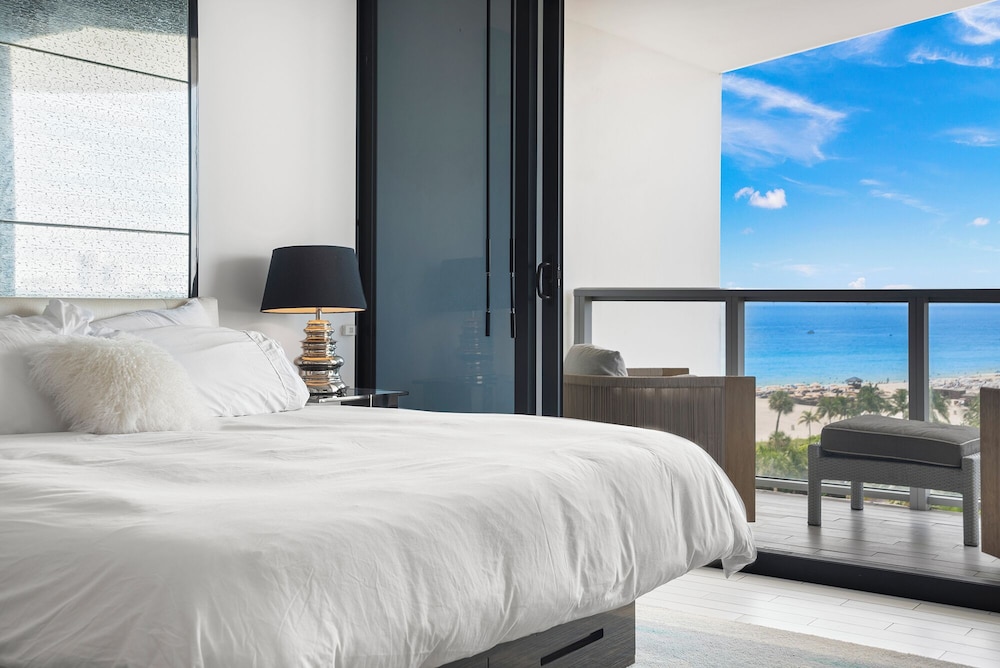 Oceanview Private Home at South Beach 814 — 4-Star Luxury Hotel in Miami Beach, United States