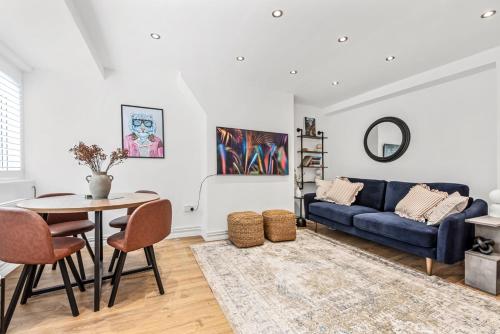 Spacious London Bridge Flat — 4-Star Luxury Hotel in London, United Kingdom