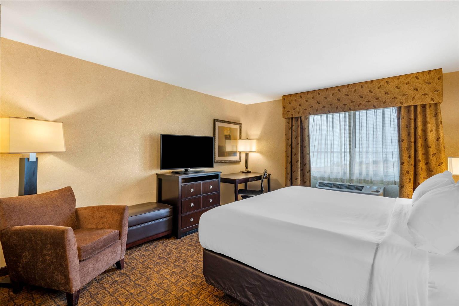 Lloyd Hotel Astoria Bayfront Ascend Hotel Collection OR - photo 16