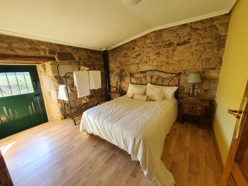 A Palleira de Aguil — hotel in Castro Caldelas