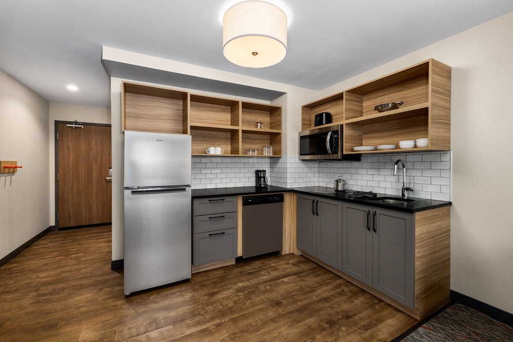 Candlewood Suites Layton Salt Lake City by IHG - photo 17