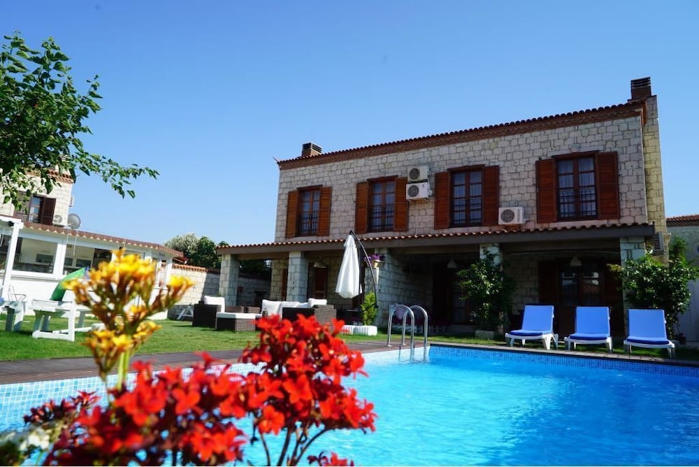 Morera Otel - carbon neutral hotel in Cesme
