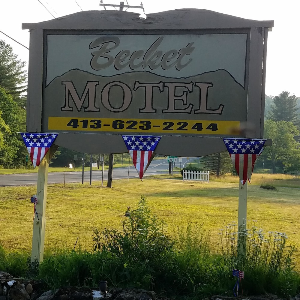 Becket Motel - photo 28