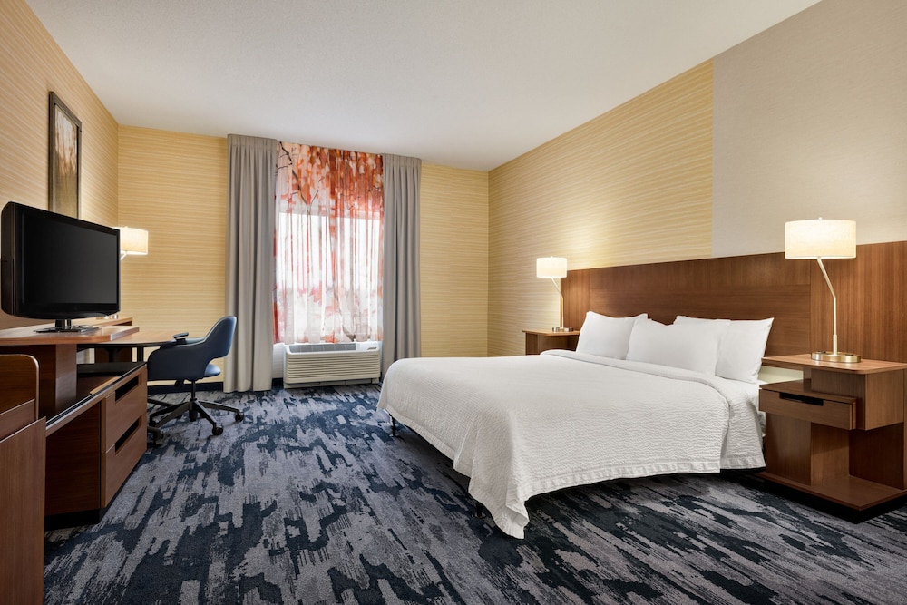 Fairfield Inn & Suites Hershey Chocolate Avenue - photo 12