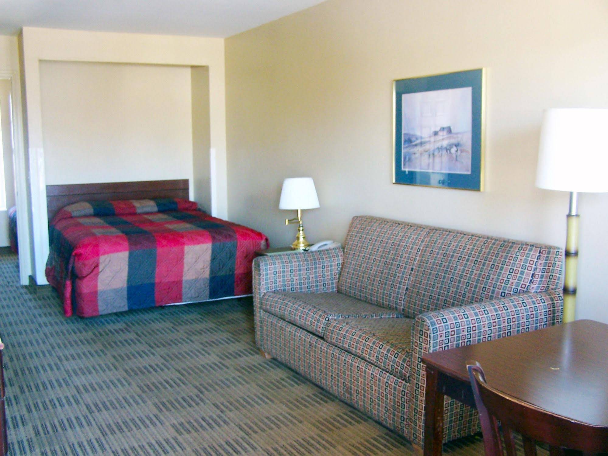Extended Stay Lenexa Studios - photo 6