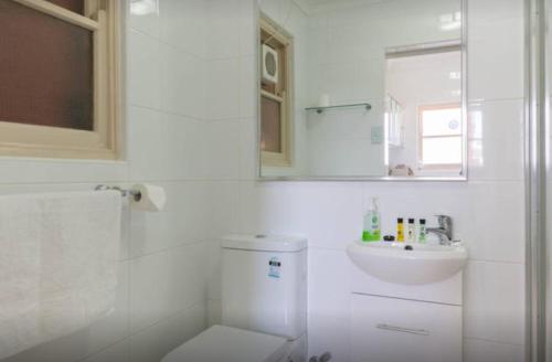 M102 West Perth Studio Apartment near Kings Park — 4-Star Luxury Hotel in Perth, Australia