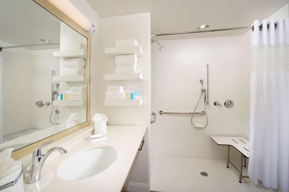 Hampton Inn & Suites Baltimore North Timonium - photo 13