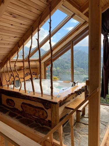 Oşvacu Dağ Evleri in Camlihemsin, Turkey